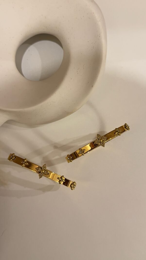 Starlight bloom bangle