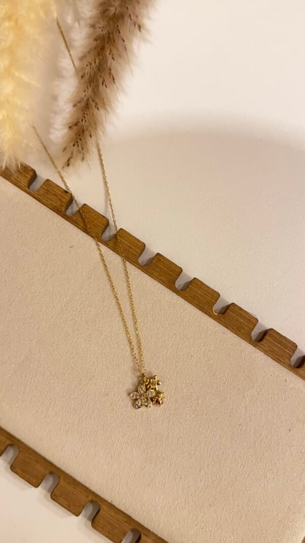 Dainty blossom necklace