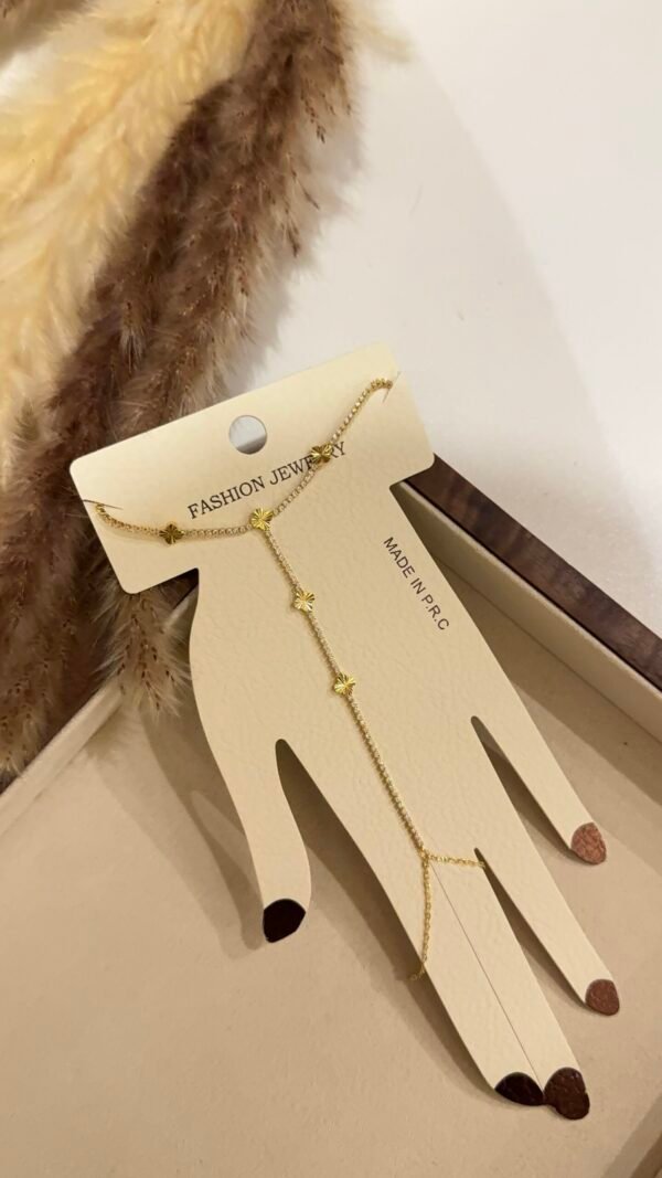 Crystal x clover hand chain