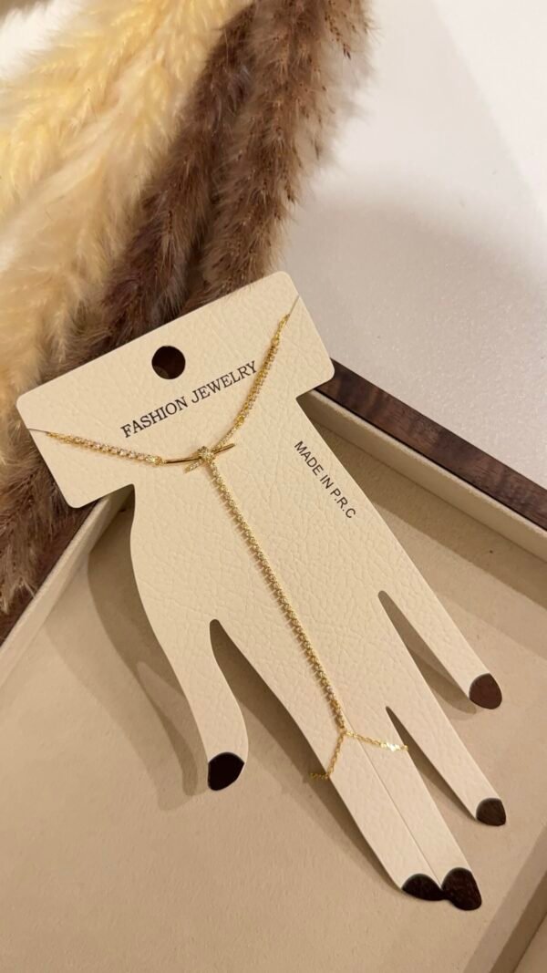 Knot crystal hand chain