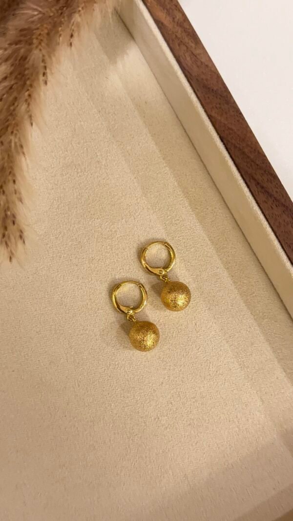 Gold ball hoops